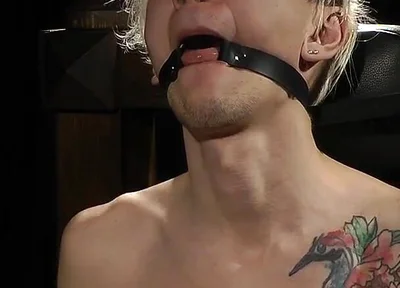 Nicky Nipple Tickling to Throne