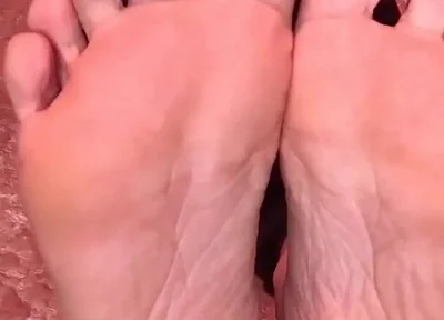 Just Sit Back and Jerk off to My Feet