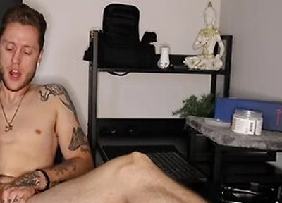 Guys Toes Curl From Suck Toy