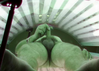 Czech Gay Solarium 19 Hairy Twink Takes Himself to the Next Level