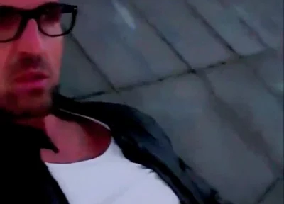 Slutboyben Cam4 Spit in Front of the Tom