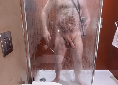 Twenty Minutes of Wet Hairy Bear Cock Pumping