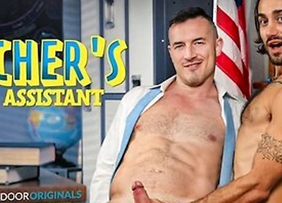 Teachers Pet Turned Lover - Twink Noah Asli Seduces Ex Hunk Teacher Derek Kage