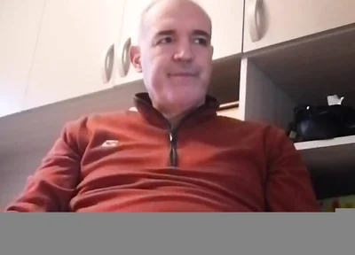 A Quick Cumshot Before Facing a Heavy and Stressful Day