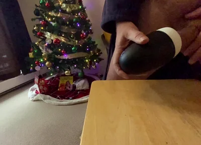 Xmas Wank Toy Slomo