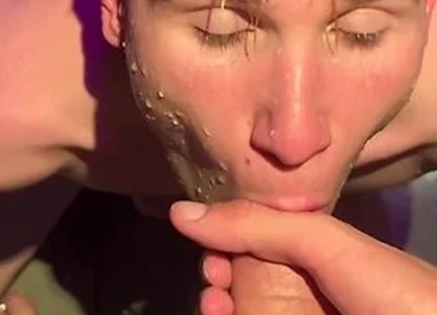 Stranger Twink Sucked Big Cock In Sauna