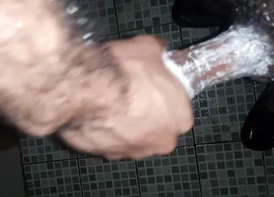 Boy Jerks off in the Shower for His Aunt