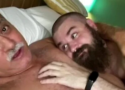 Stepdaddy Chris Barebacking Friends