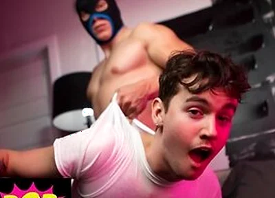 Cole Link Finds The Twink Fucker Zane And Spreads His Hungry Asshole For Him