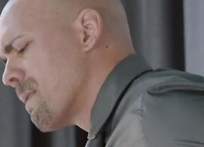 Uncut Dilf Alexandro Cabrera Facefucks Sexy Twink
