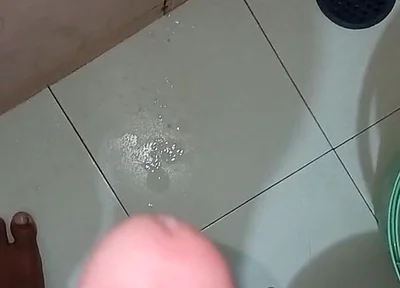 Solo Cock Cummshot Mastrubation in Bathroom
