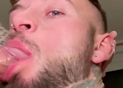 Sloppy Blowjob on Thick Uncut Cock