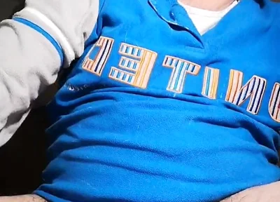 Handjob, Finger in Ass, Feet and Piss!