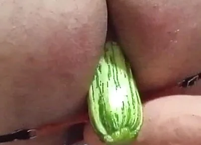 Dildo and Zucchini, a Beautiful Combination of Pleasure.
