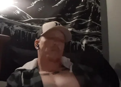 Jerking off to Porn for a Massive Cumshot
