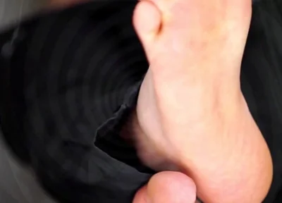 Falling Into Feet Spiral