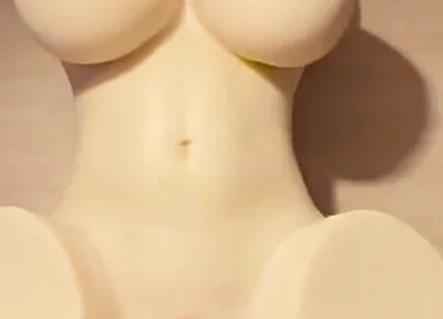 How i'm looking eating this doll pussy. This could be your ass.