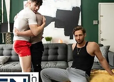 Men - Michael Vente Sucks His Dates Roommate Dom Kings Cock Without Him Noticing