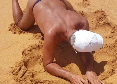 Ladysilva Shemale on the Beach in Bikini Showing off Her Hot Ass I Want a Male to Fuck My Ass