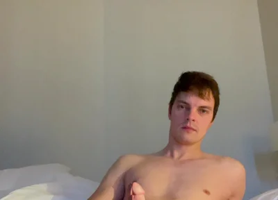 German Guy Masturbate on Bed