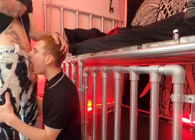 Skinhead boys boots and cock sucking face cum