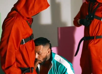 Fist Game a Squid Game Parody, Watch Jona Ortiz Hole Getting Fisted for the First Time cosplay