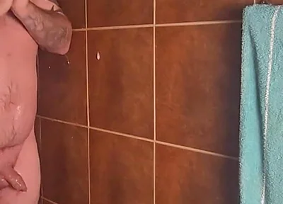 Jimbob Gets Wet and Messy in the Shower