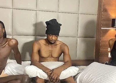 Everyone Should Learn How to Douche Both Top and Bottom for Hygiene Purposes