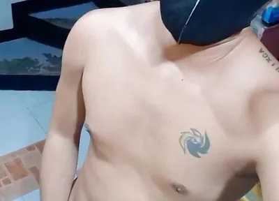 Sexy Pinoy Boy Wank His Hard Cock