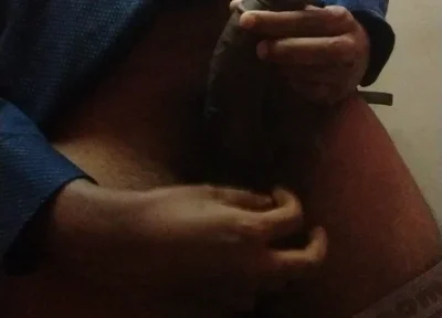 Tamil10inches BBC Who Wanna Play This Living Guitar