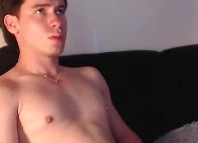 I Masturbate and Cum a Lot, Then I Suck My Hands with All My Cum
