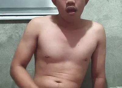Pinoy Teen Is Enjoy His Hot Dick Until He Cums