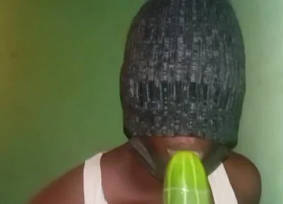 Black Bryon Try It on Her