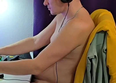 This Is What It Looks Like When I Upload One Video to All My Porn Sites