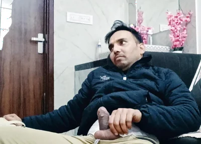 Aisain Daddy Uncle European American Daddy Indian Army Man Desi Man Uncle