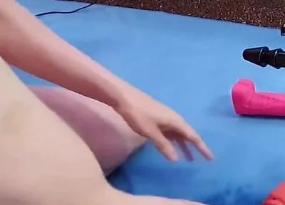 Fucking Machine Anal Dildo Fun with Mike Essex