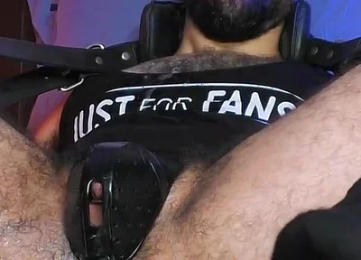 Ricky Cage February 2026 Live Cam Show - Tech Jock Wearing Cap and Socks Gets Machine-pounded