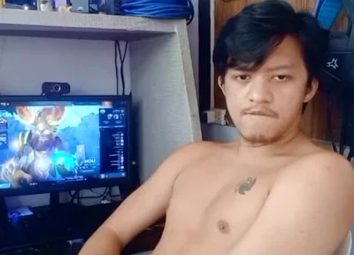 Hot Pinoy Boy Taste Himself