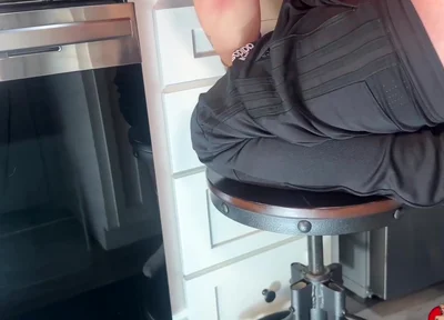 Hung Papi Viral Video Fucking While Cooking Pasta Bareback