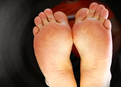 Keep Gooning to My Feet