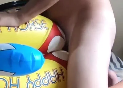 Inflatable ride