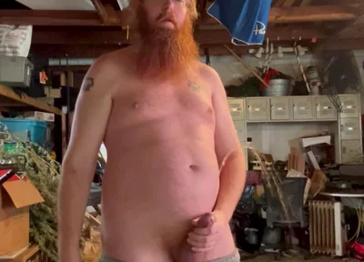 Redneck Needs to Piss!