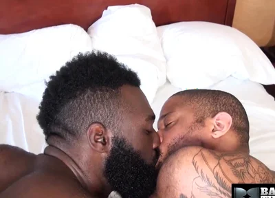 Barebackthathole Donte Oxun Fucked by Bryan Knight in POV Threesome