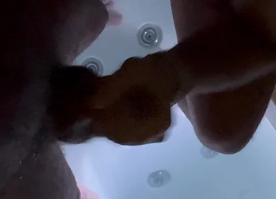 Hairy Bear Dominates: Hot Tub Oral, Rimming, Mutual Edging