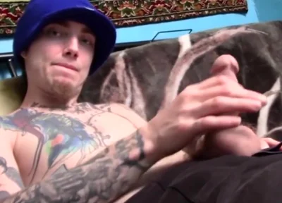 Tatted Thug Blinx Loves A Good Stroke And Big Cum Load