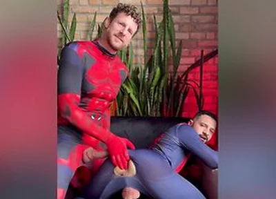 Deadpool Dominates Spider-man: Tim Kruger Takes Control Of Igor Lucios (10min Preview)