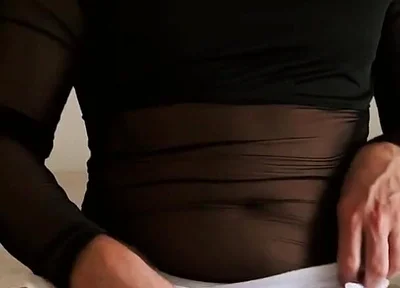 Wearing a Skirt and Thong on My Big Ass Masturbación