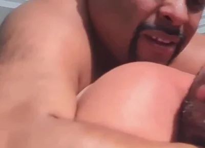 Bed Battle - Bear Wrestling Showdown (bearzinho Wins)