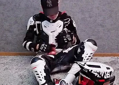 Jerking and Cumming on Nike Tn