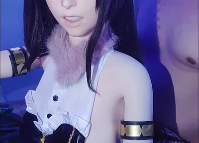 After Dark at the Honey Bee Inn. Tifa's Buzzing for You!